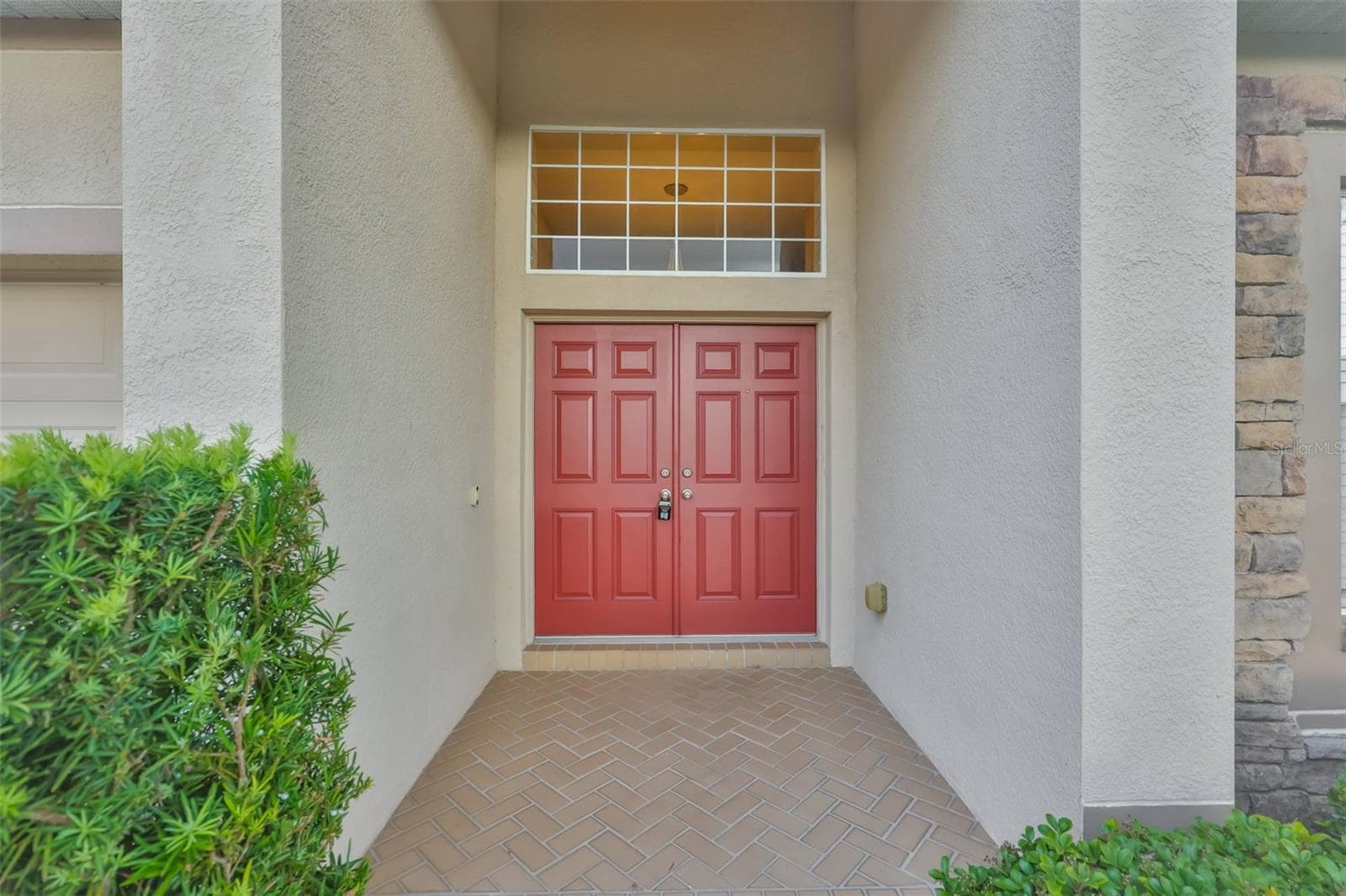 11813 Stonewood Gate Dr photo 2