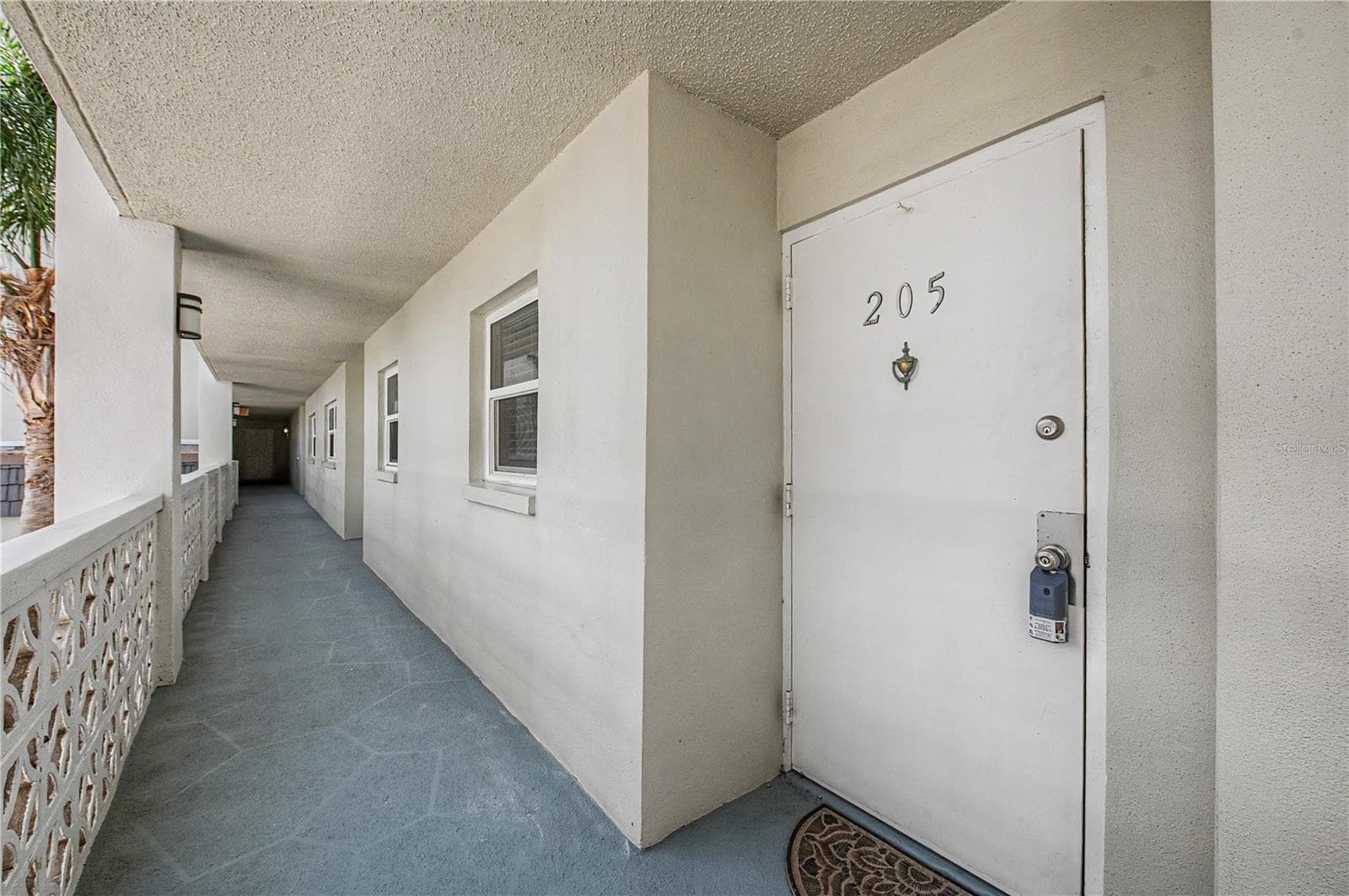 9 Forbes Pl #205 photo 2