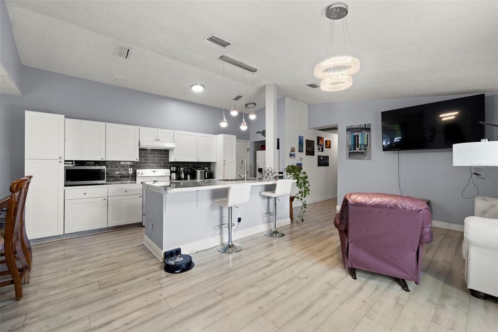 1335 15th St photo 5