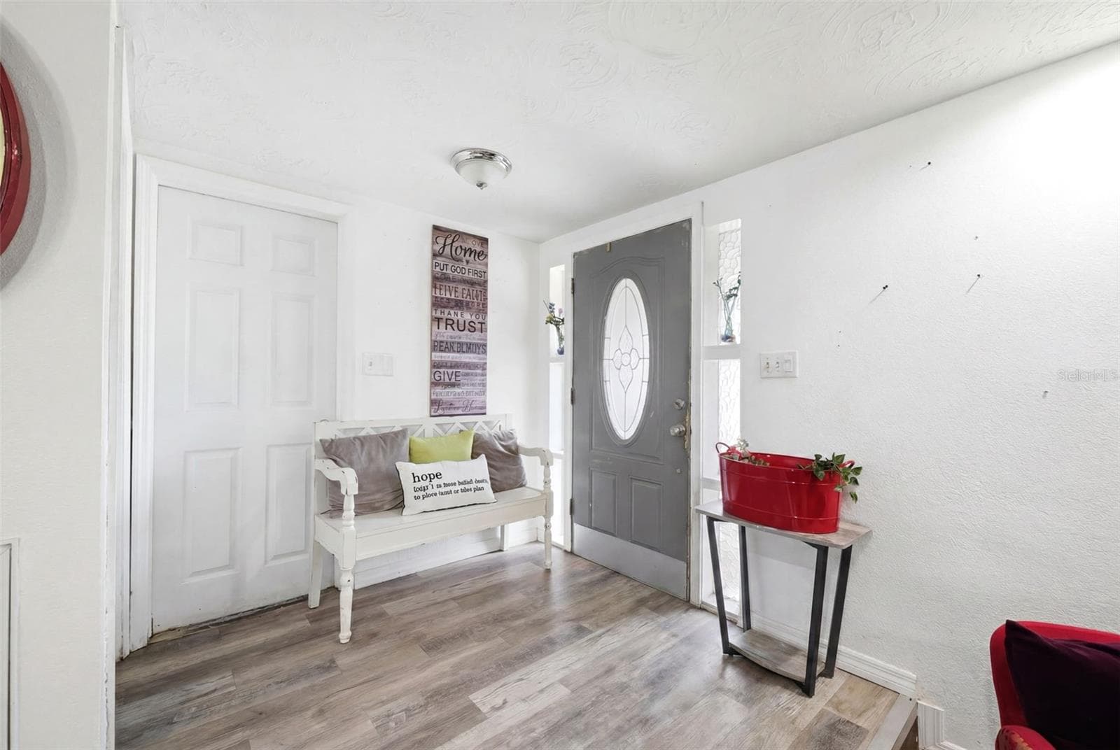 5633 Andrea Dr photo 5