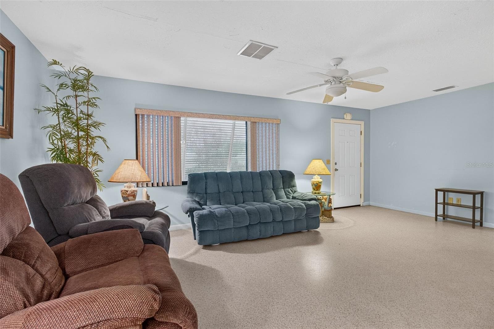 2012 Ripon Dr photo 5