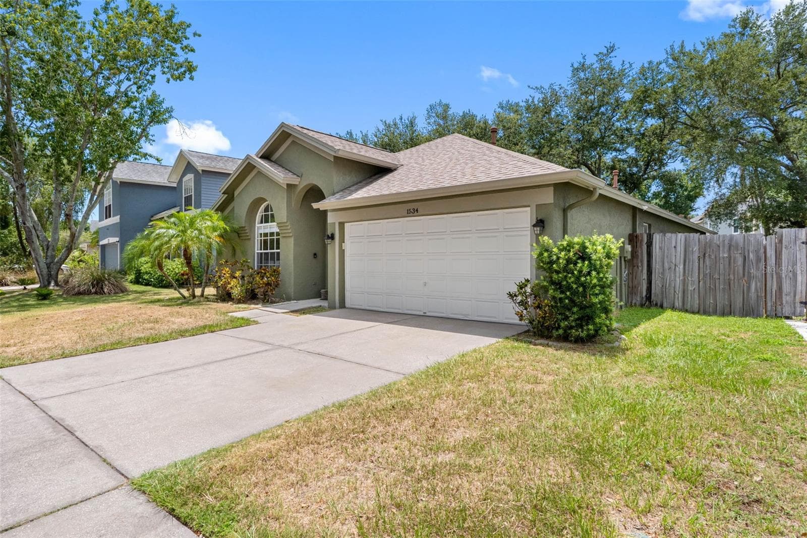 1534 Scotch Pine Dr photo 4