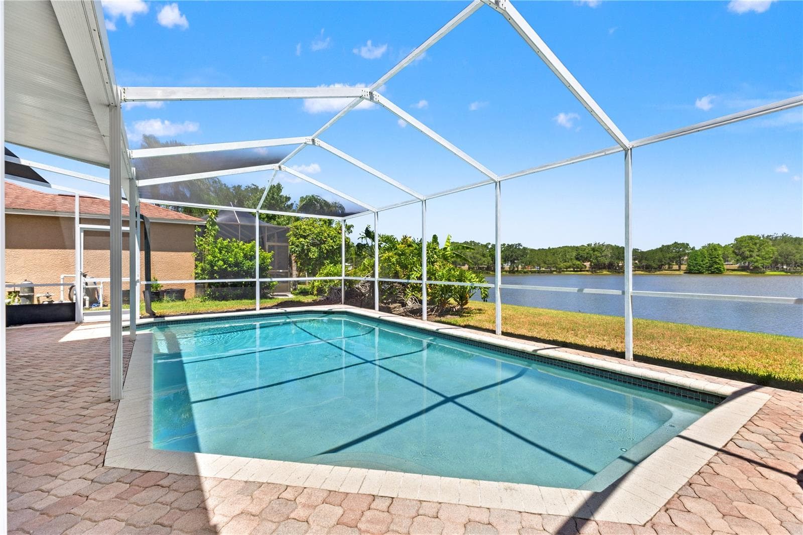 11503 Whispering Hollow Dr photo 2