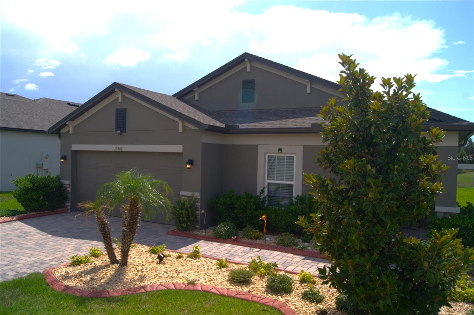 12407 Hilltop Farms Dr photo 2