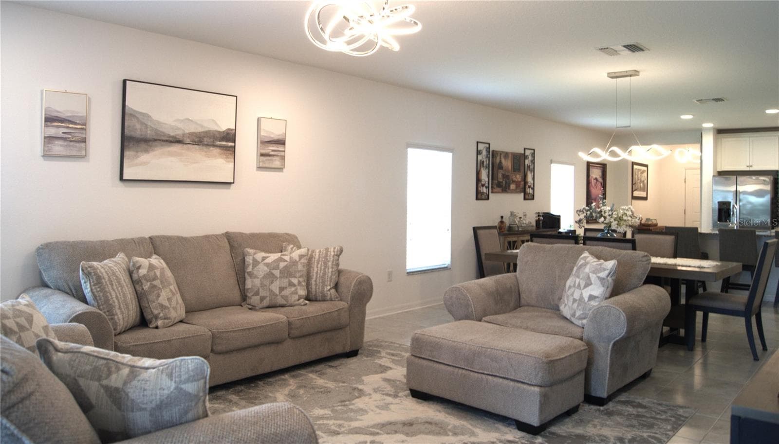 12407 Hilltop Farms Dr photo 4