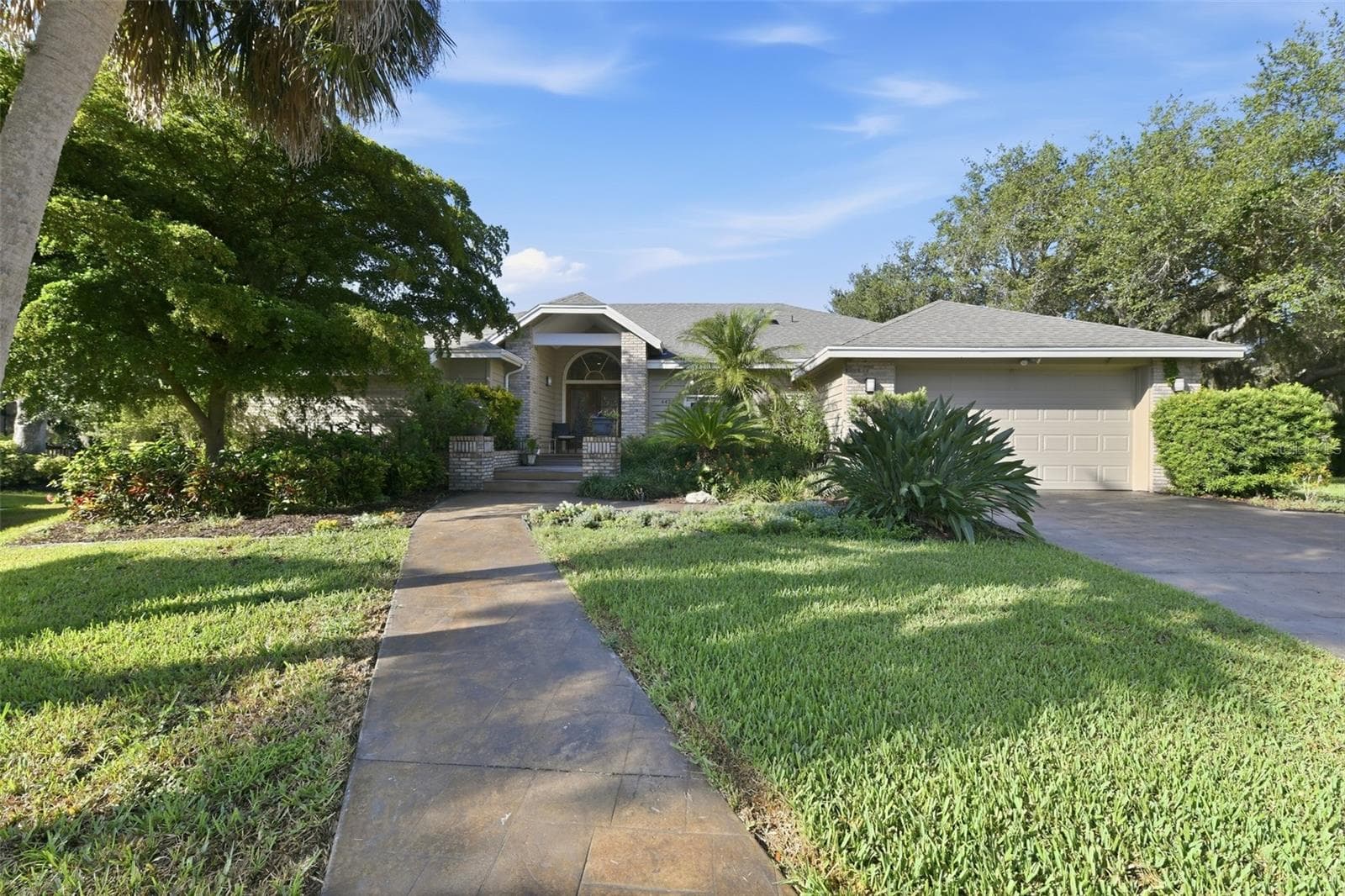 4424 Friar Tuck Ln photo 2