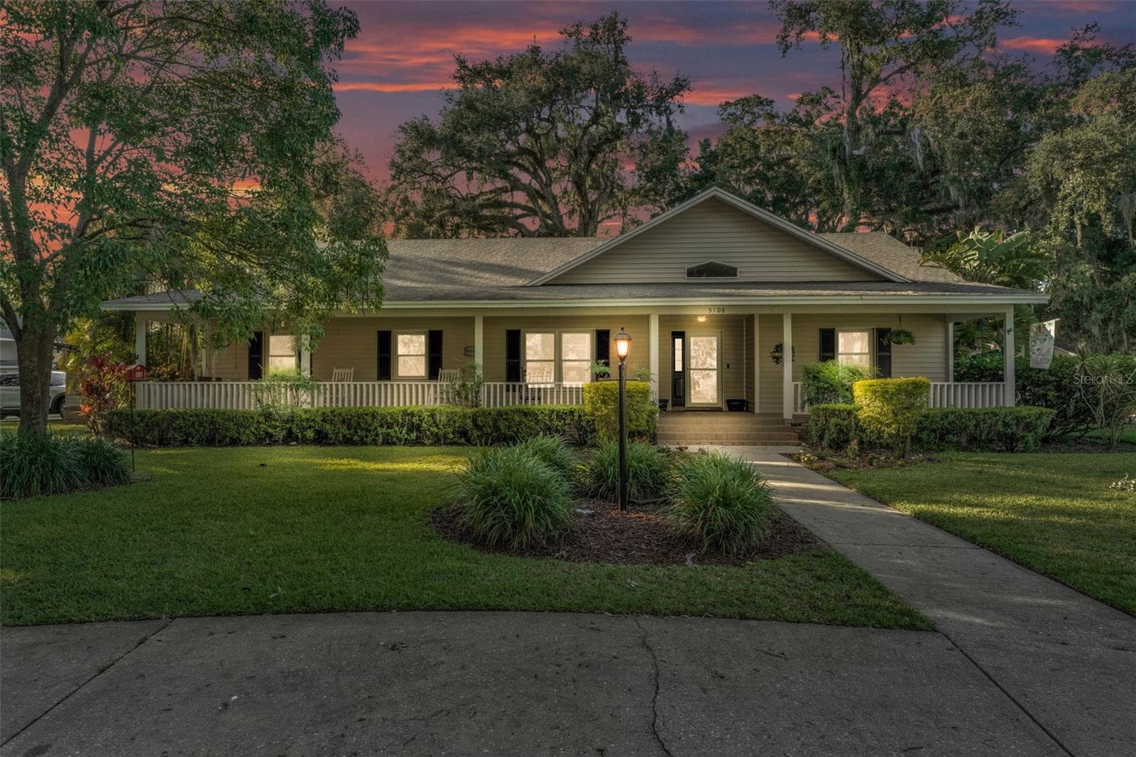 5108 Waterwood Dr photo 3