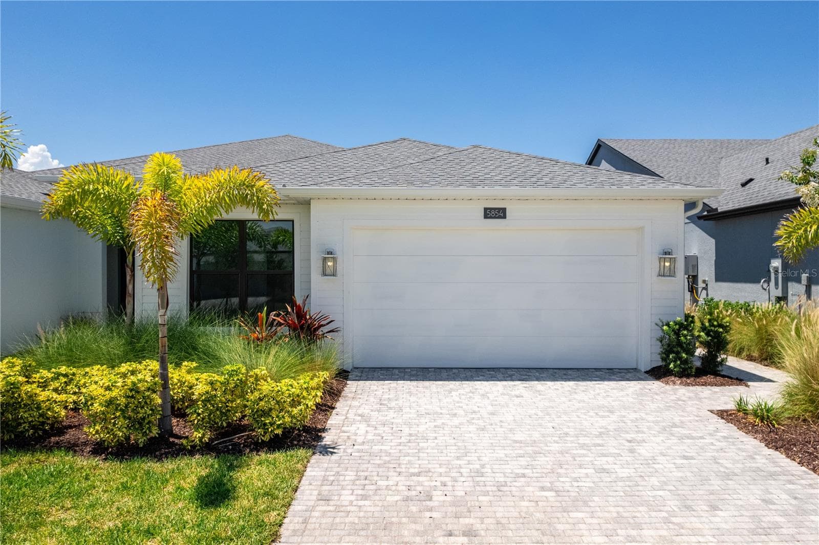 5854 Windbreak CT photo 2
