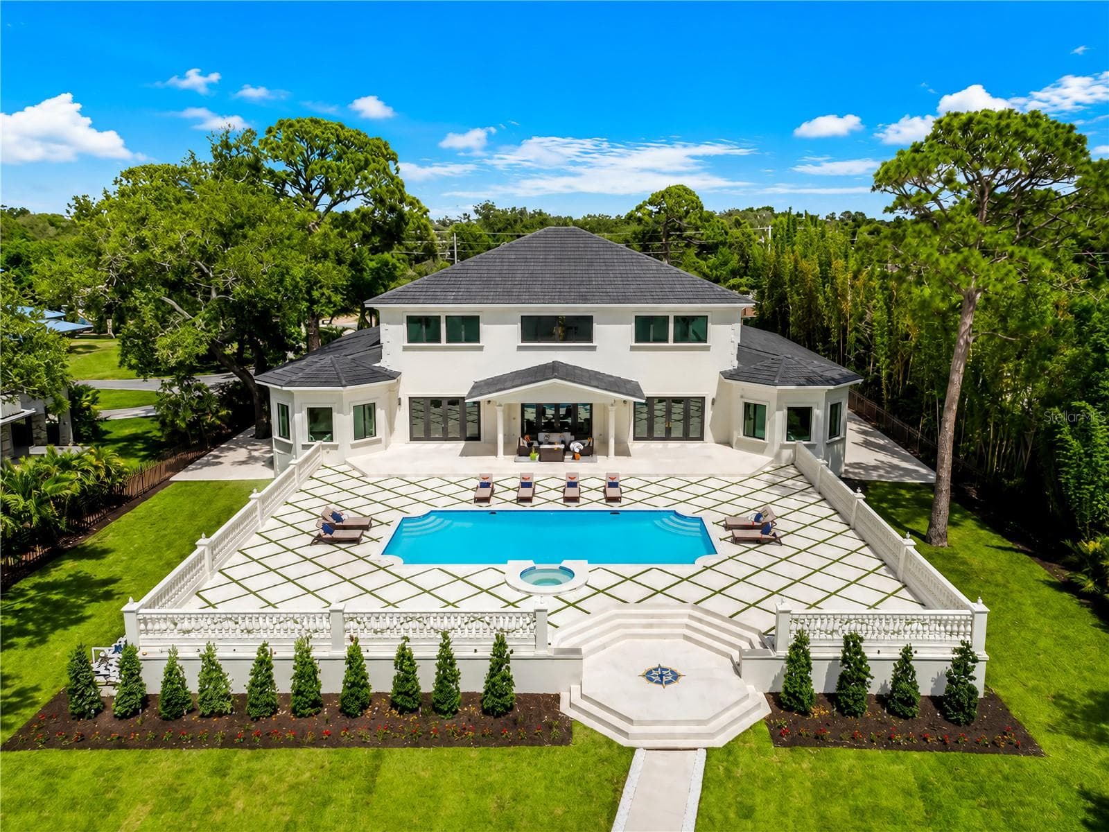 1516 Bayshore Blvd photo 4
