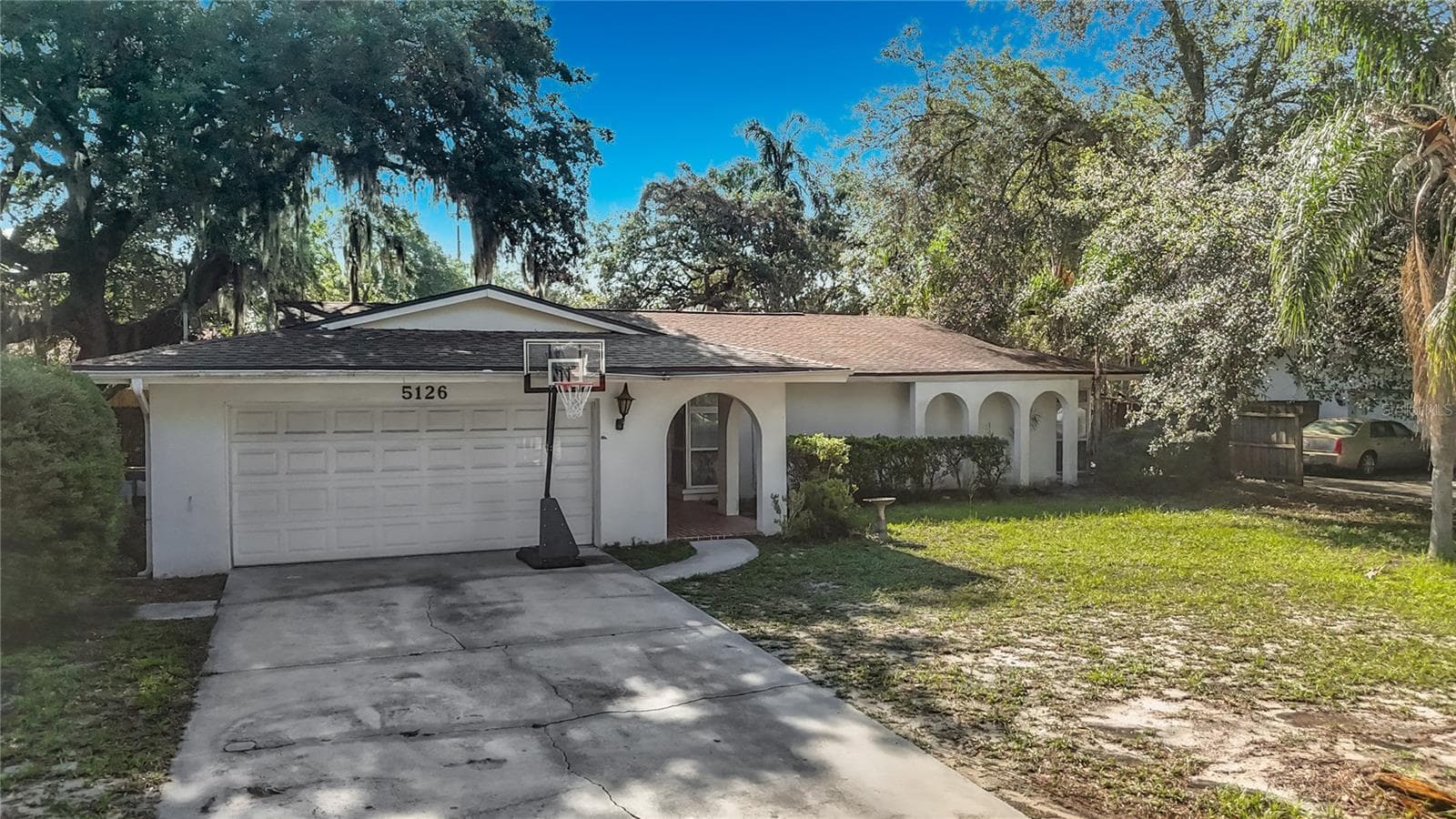 5126 Rolling Hills CT photo 2