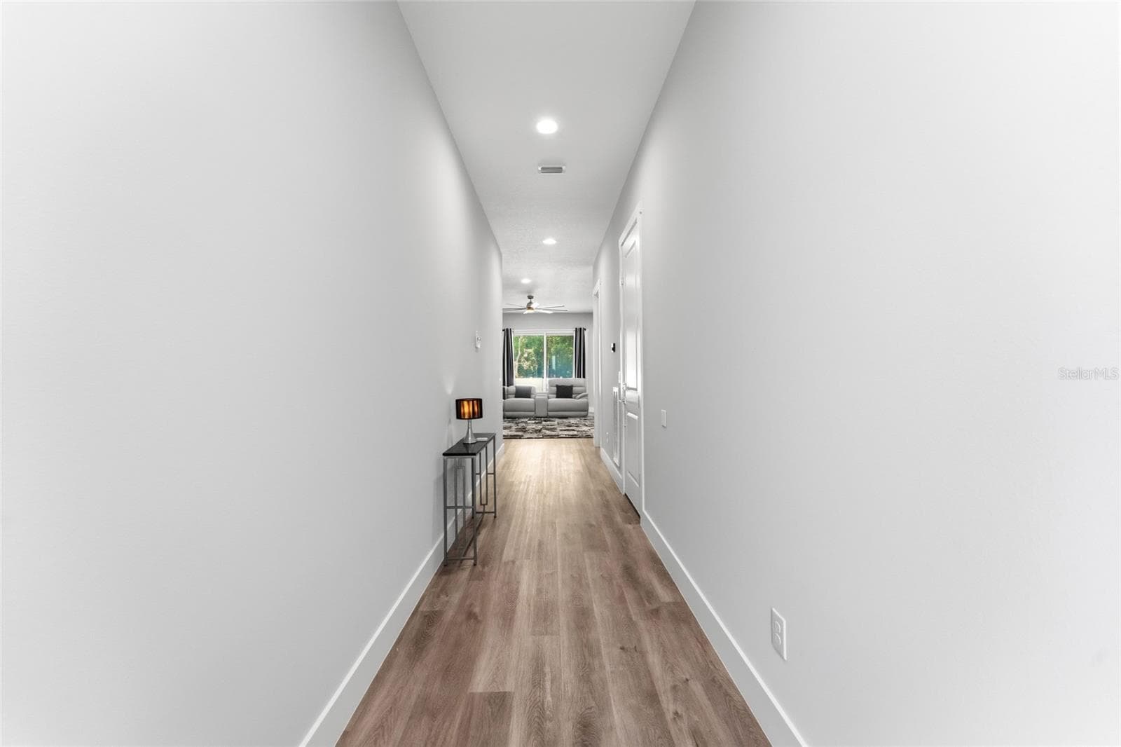 9714 Van St photo 5