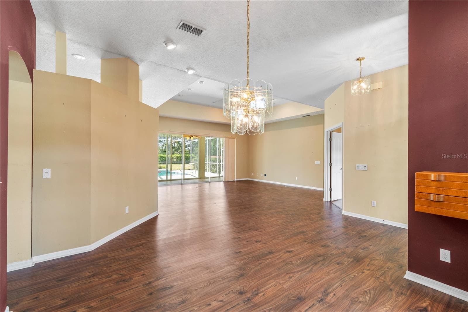 5334 Legend Hills Ln photo 5