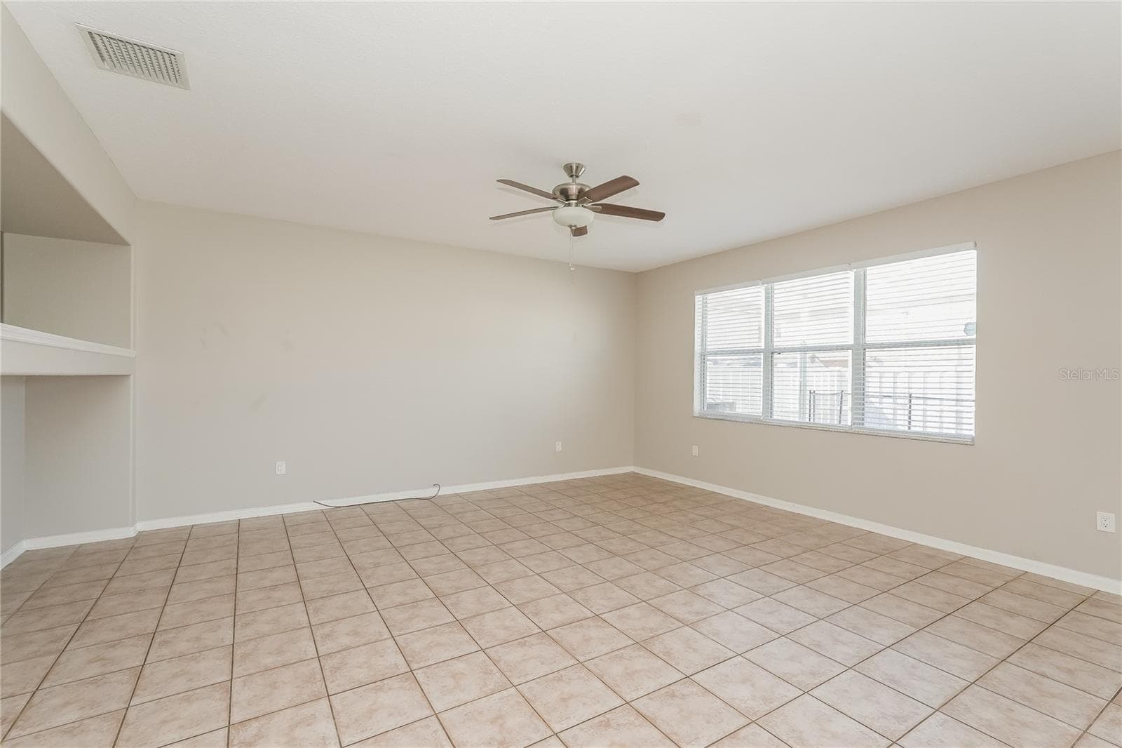 12125 Fox Bloom Ave photo 5