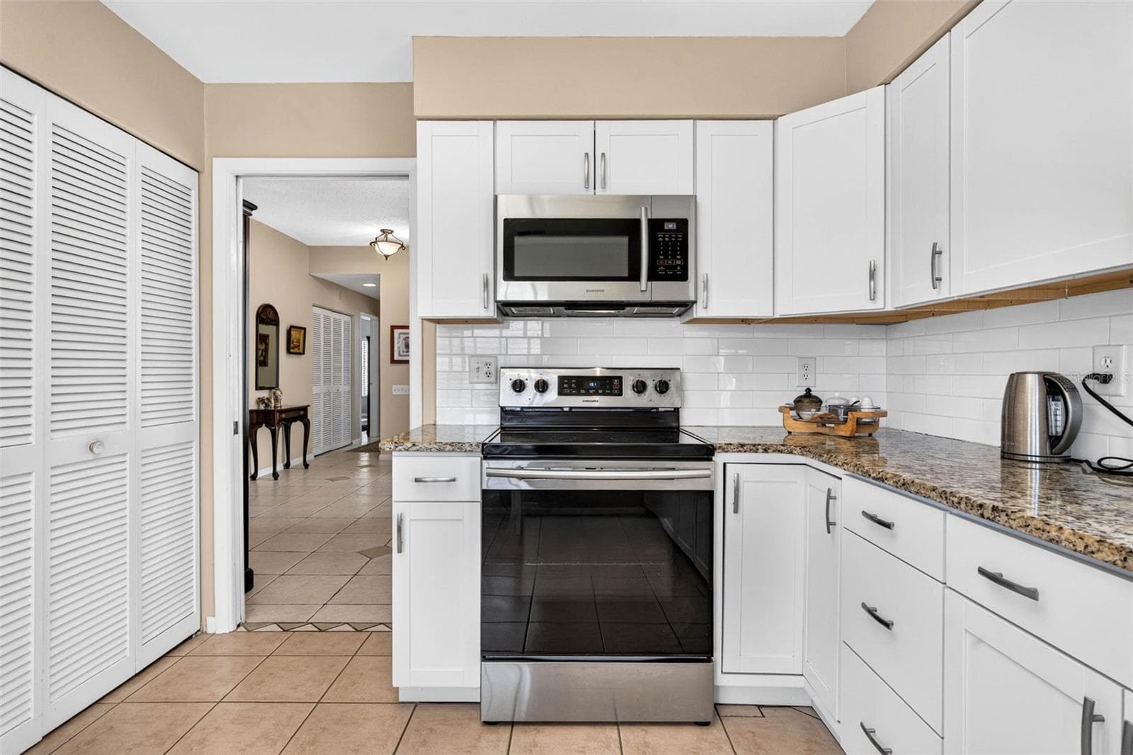 1846 Lake Cypress Dr #1846 photo 5
