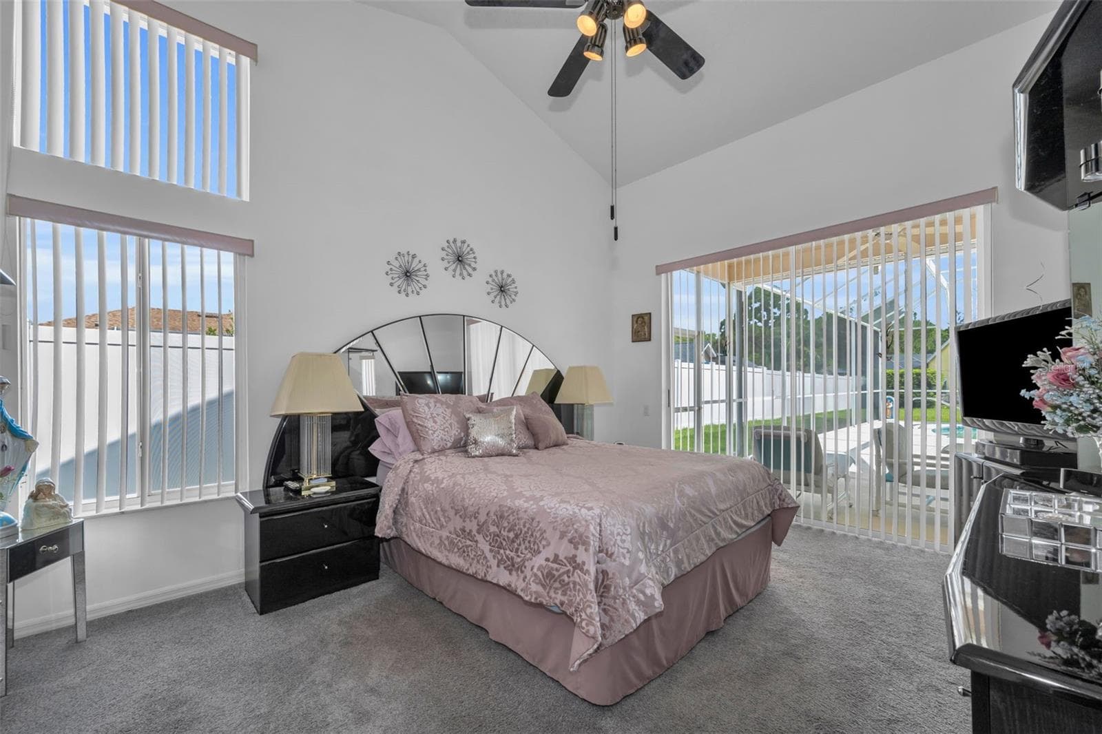 7405 Evesborough Ln photo 4
