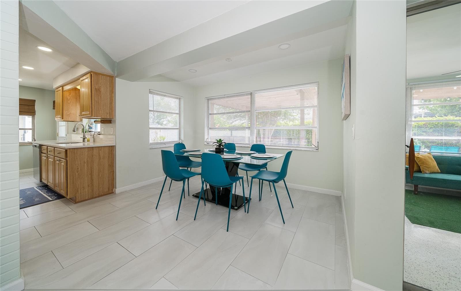 2063 Dunston Cove Rd photo 5