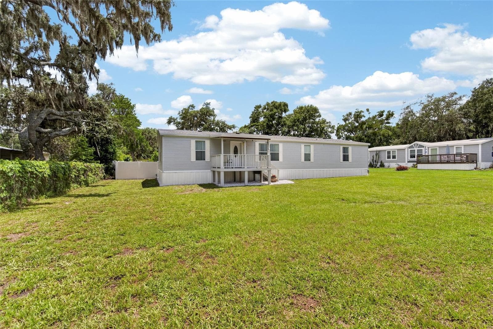 38310 Pear CT photo 3