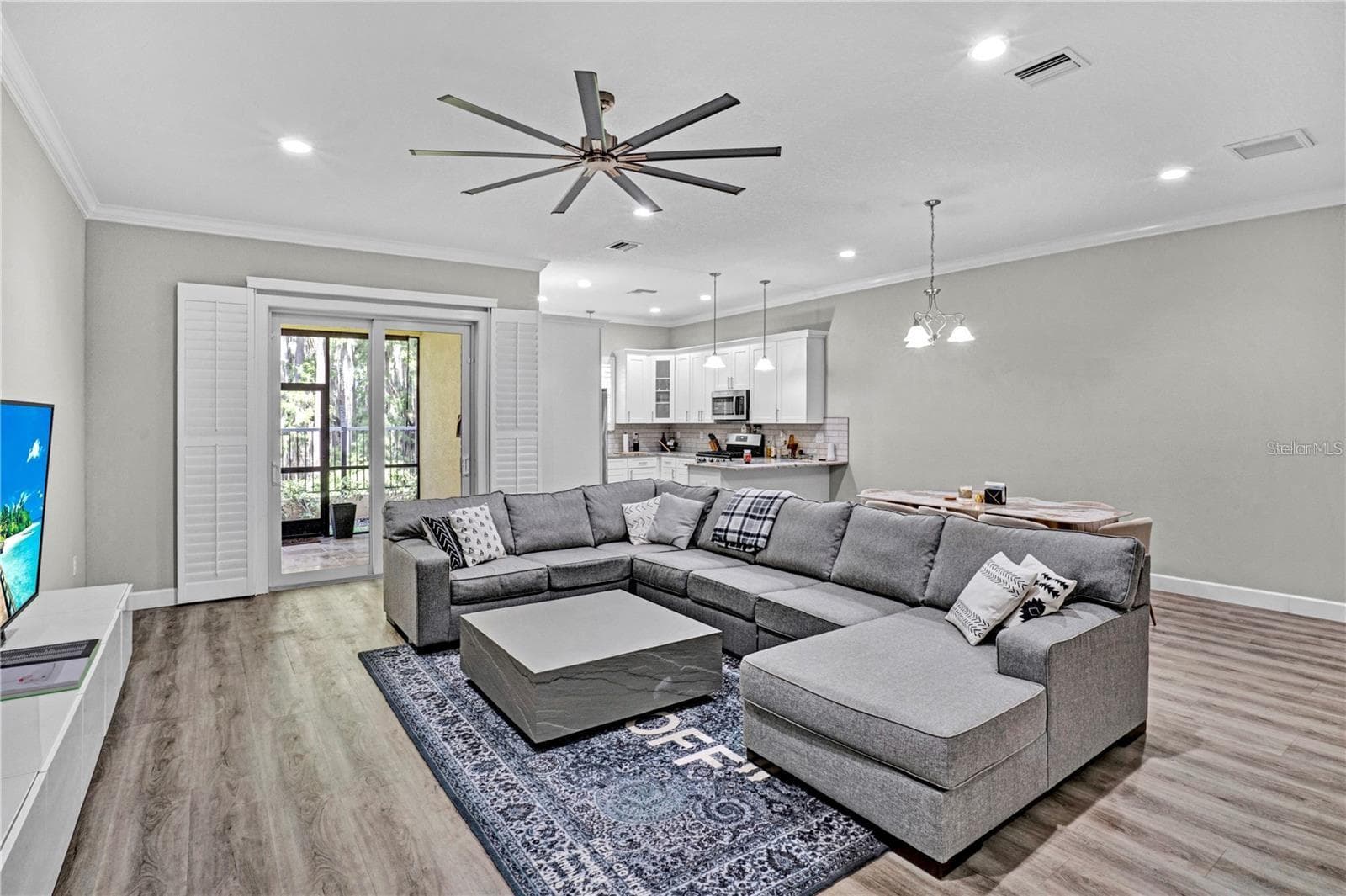 746 Grand Cypress Ln photo 5