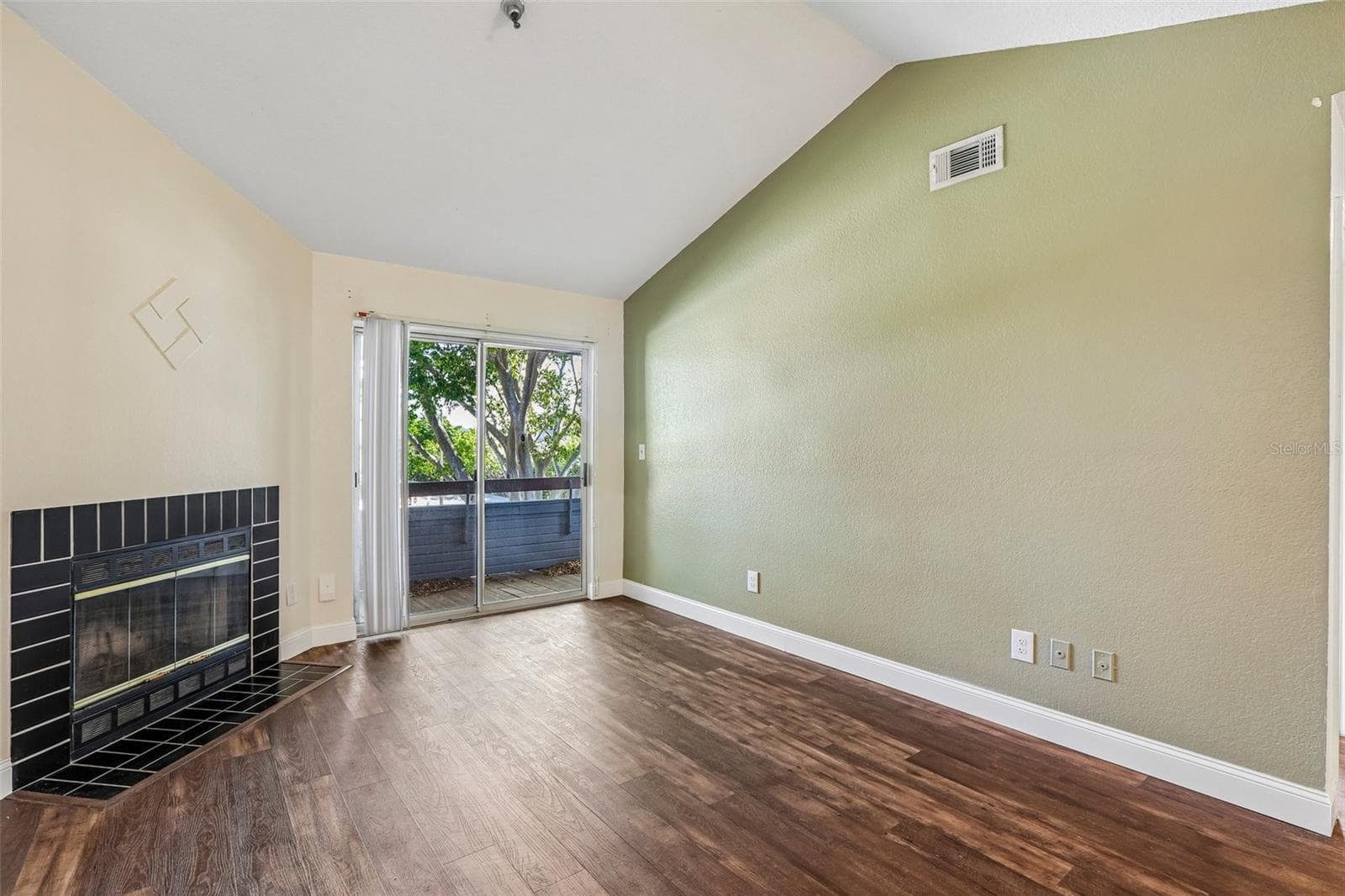 10263 Gandy Blvd N #406 photo 3