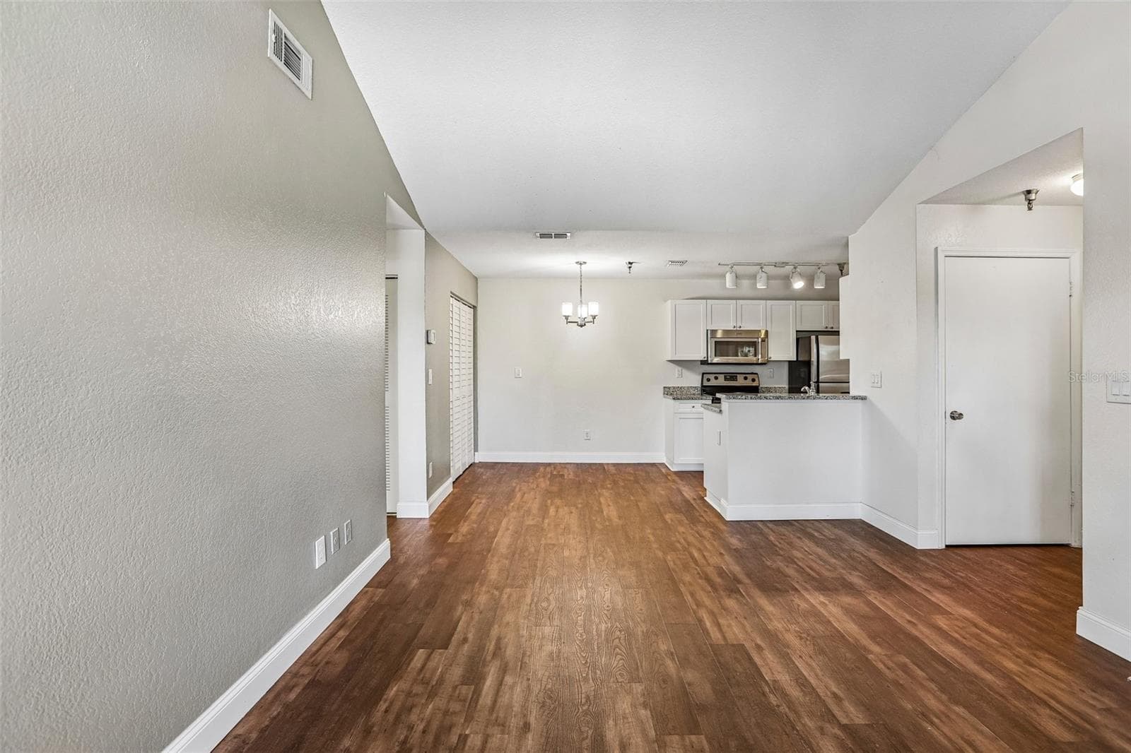 10263 Gandy Blvd N #406 photo 4