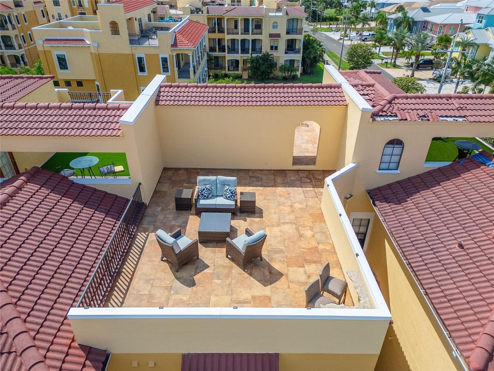 6407 Mayra Shores Ln photo 5