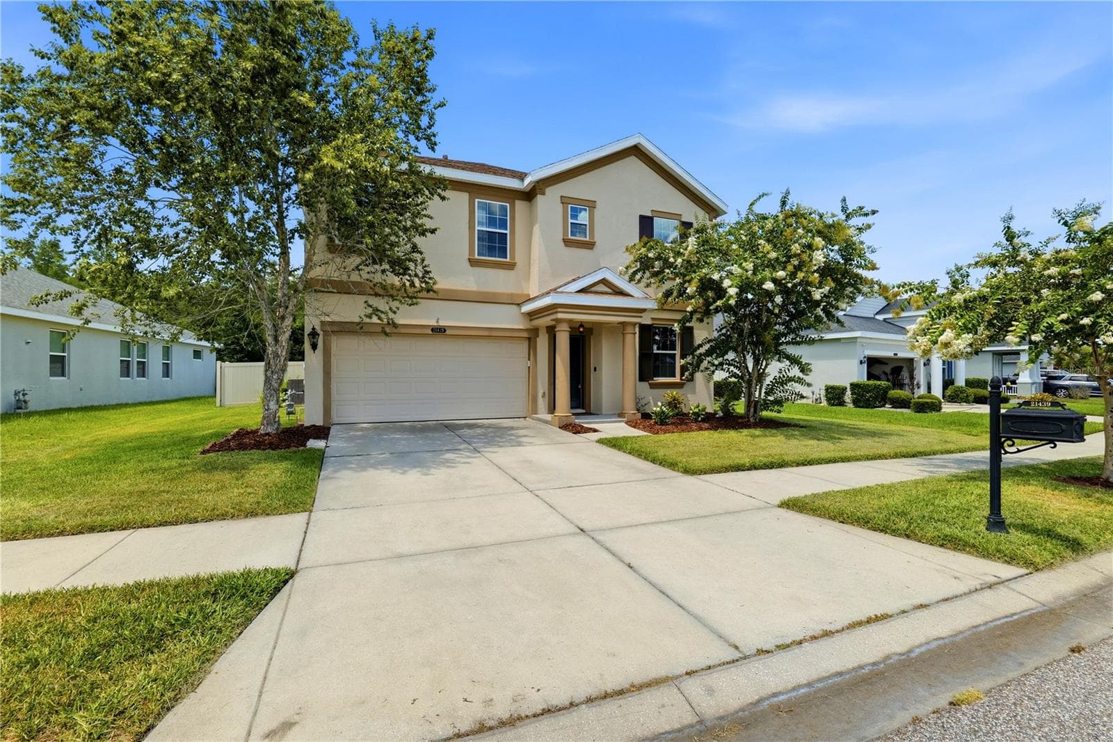 21439 Southern Charm Dr photo 4