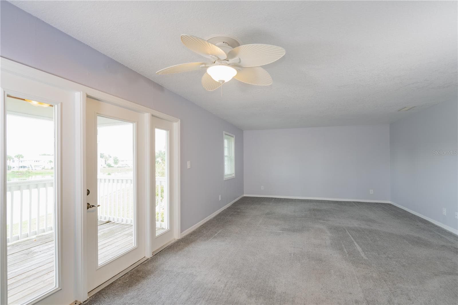 123 Seahorse Dr SE #D photo 4