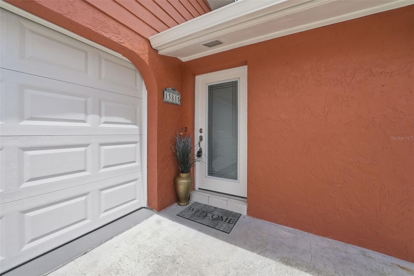 13815 Plumosa Ave photo 4