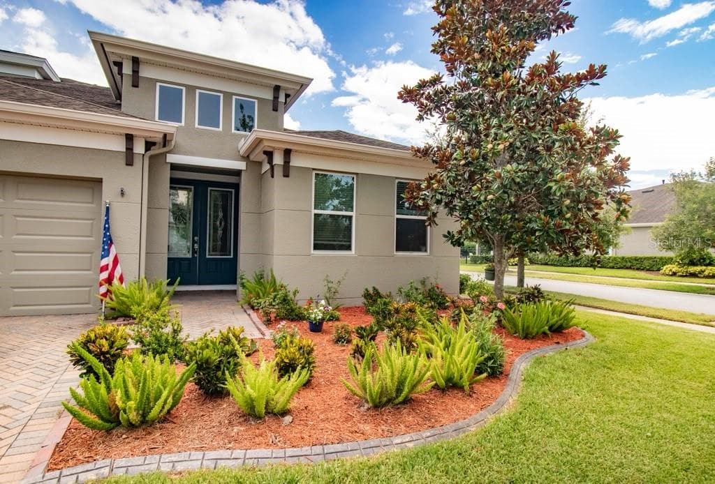 16485 Courtyard Loop photo 4