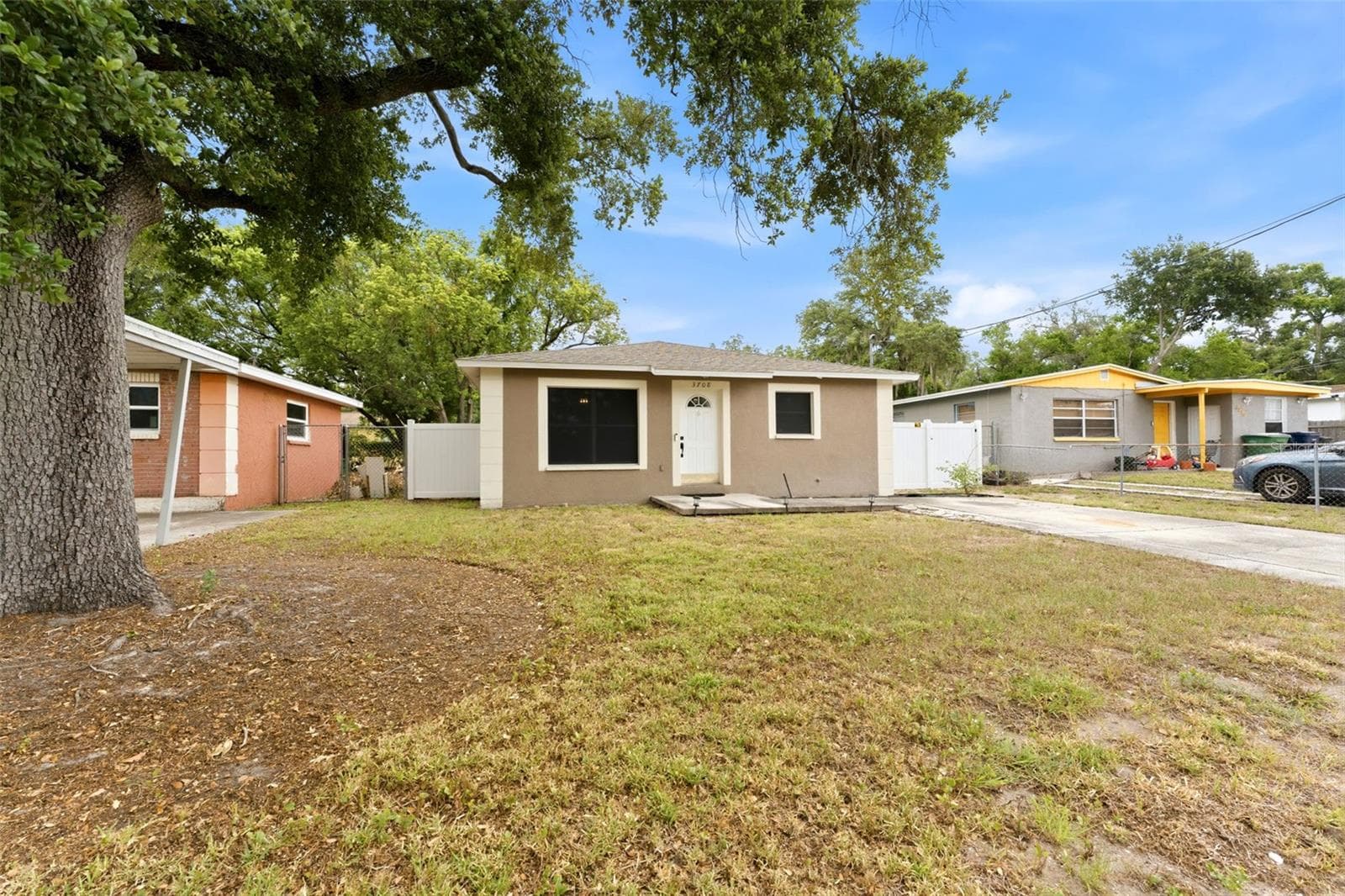3708 E Idlewild Ave photo 3