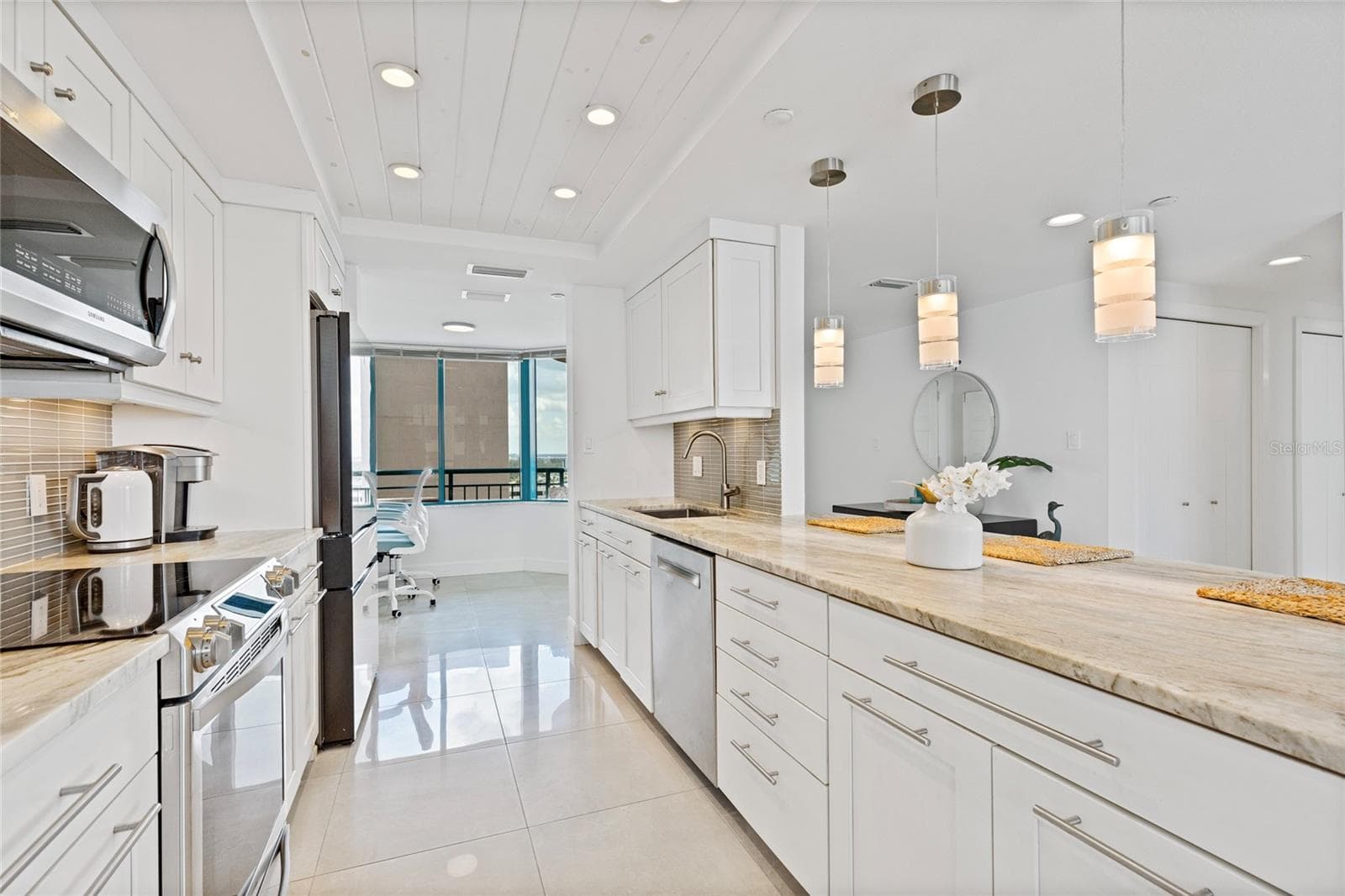 1520 Gulf Blvd #1807 photo 5