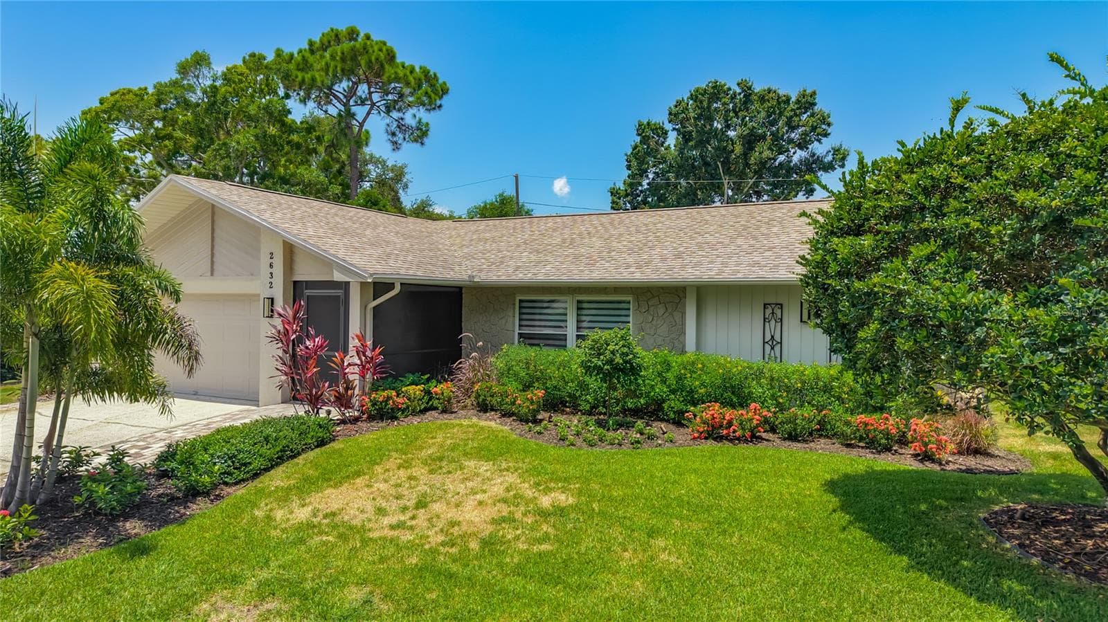 2632 Camille Dr photo 2