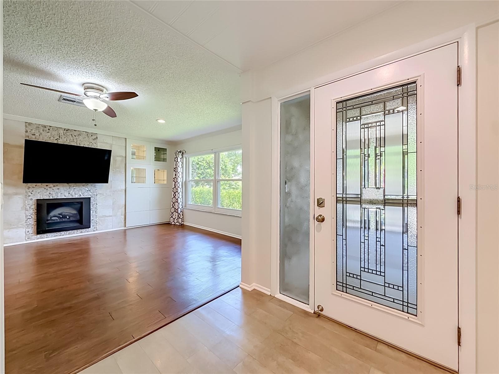 2632 Camille Dr photo 5