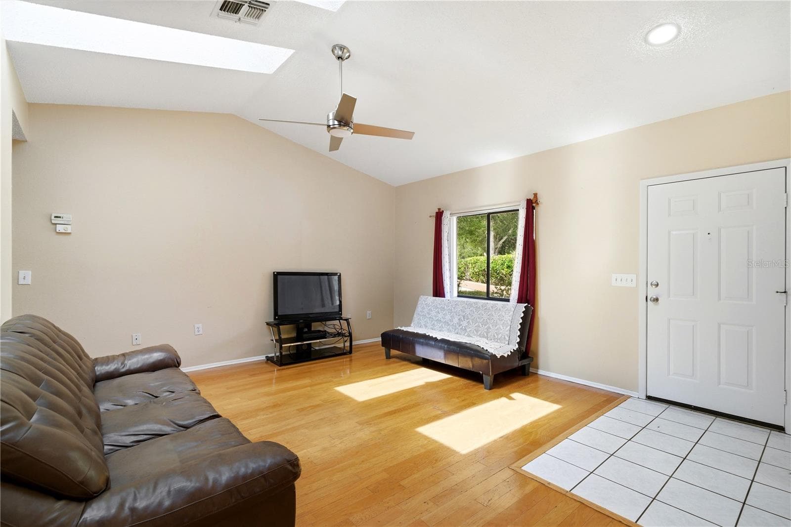 8160 Sturbridge CT #8160 photo 3