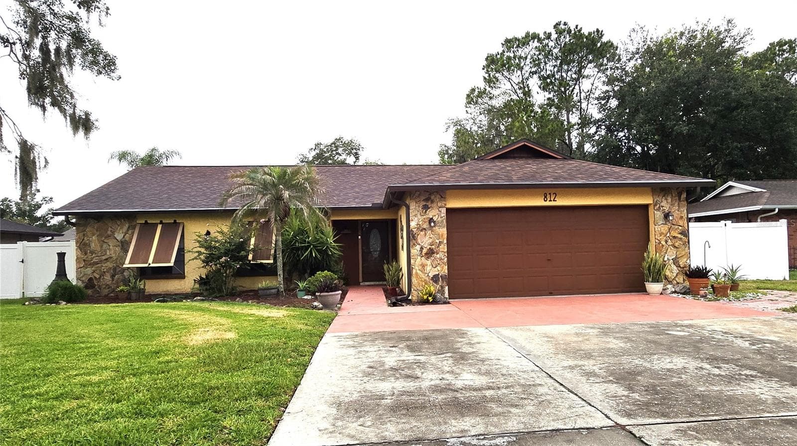 812 Sandalwood Dr photo 5