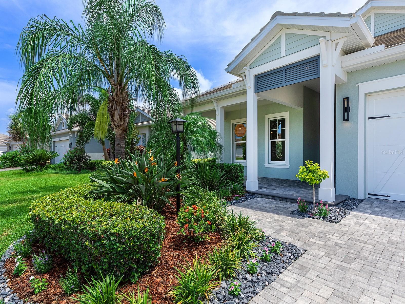 8282 Grande Shores Dr photo 3