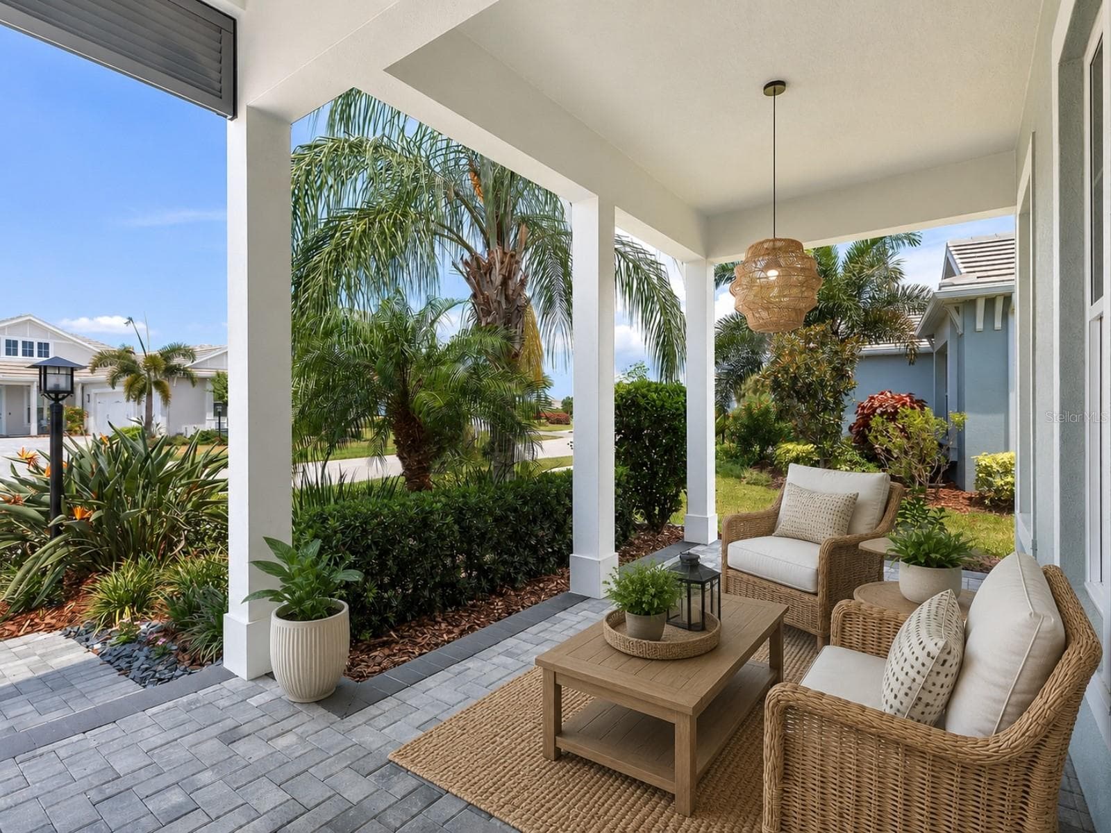 8282 Grande Shores Dr photo 4