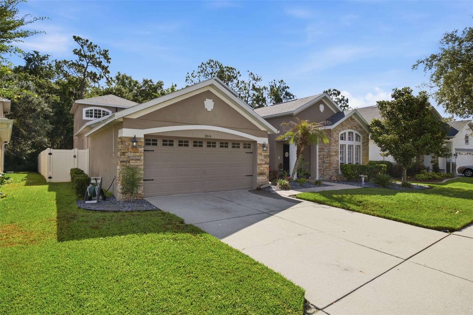 6846 Pine Springs photo 3