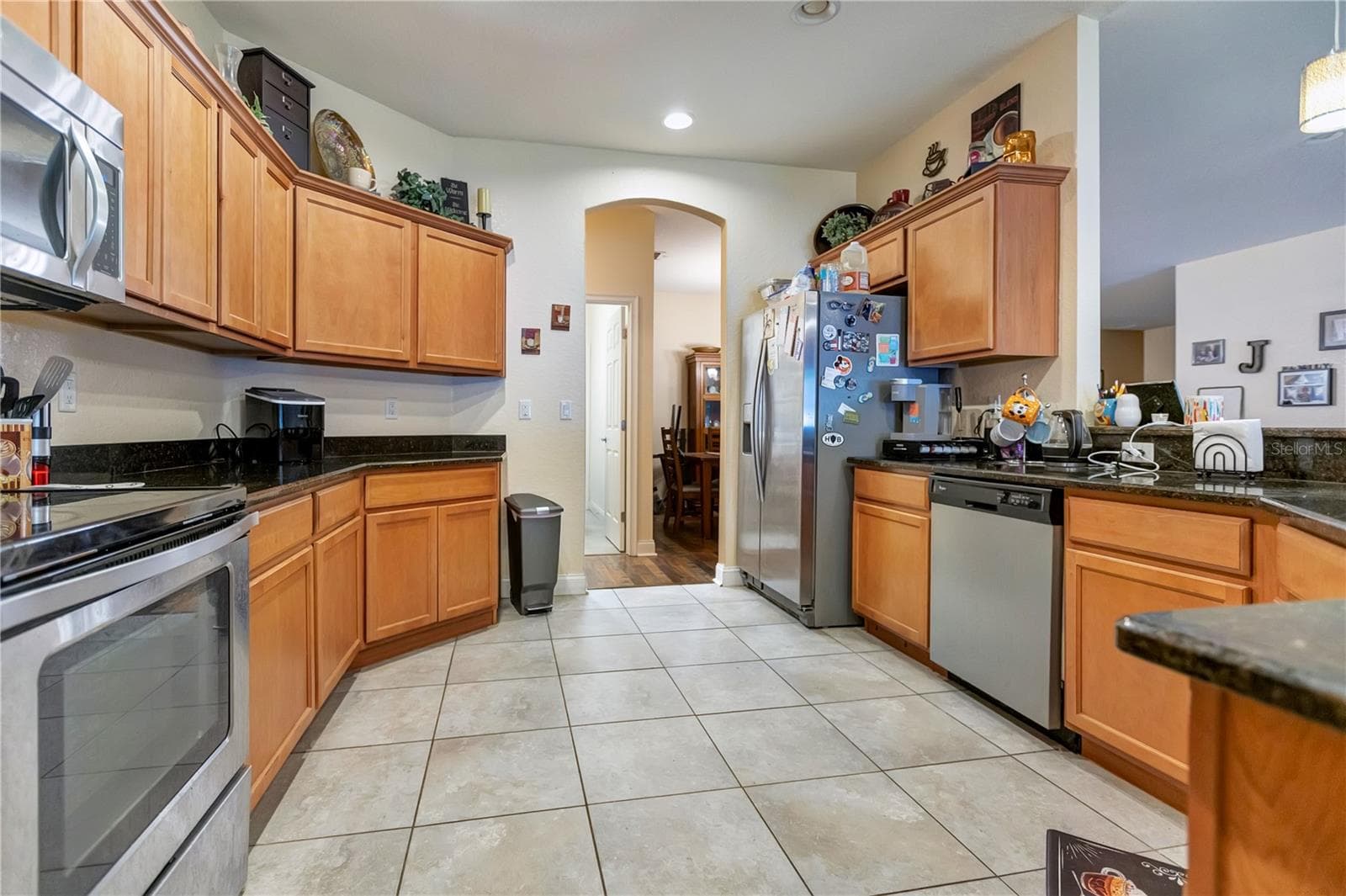 2818 Whitney St photo 5
