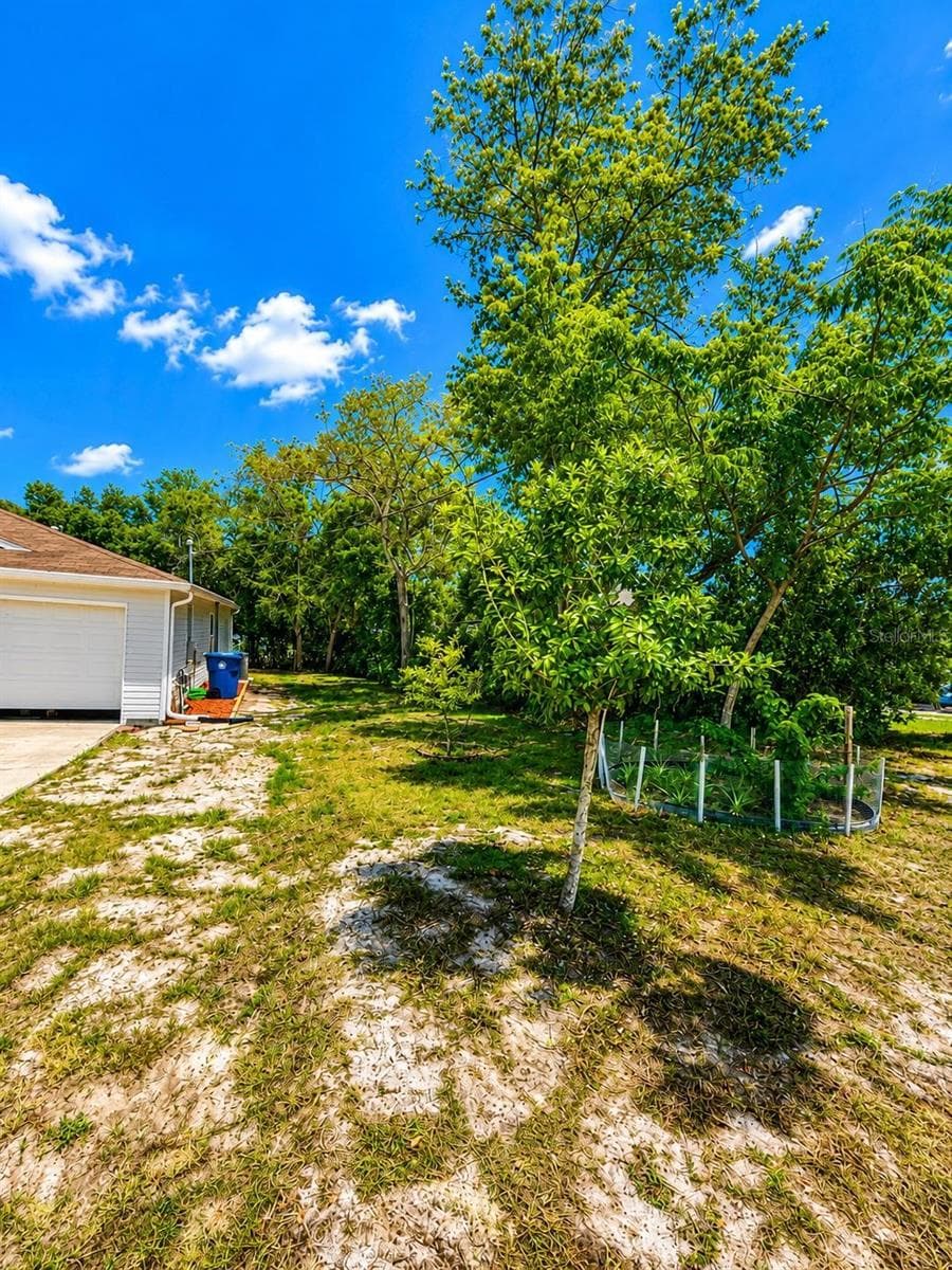 1490 Piper Rd photo 3