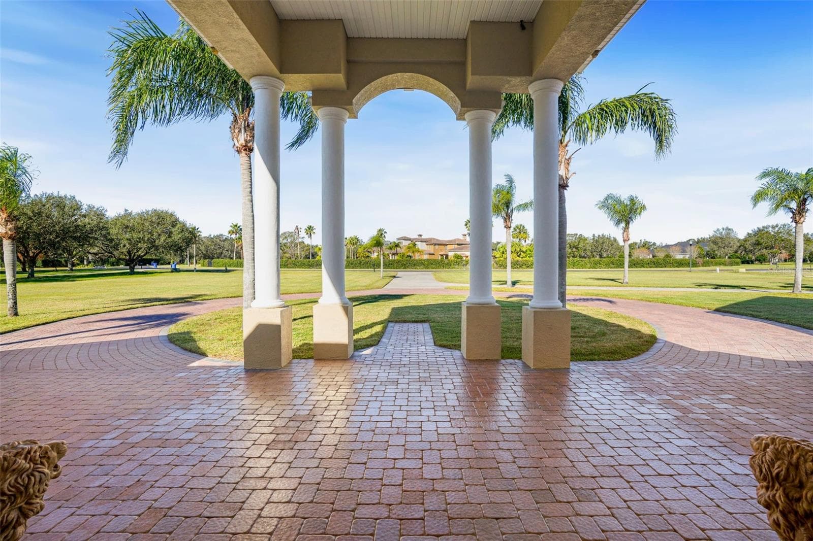 11518 Hammock Oaks CT photo 3