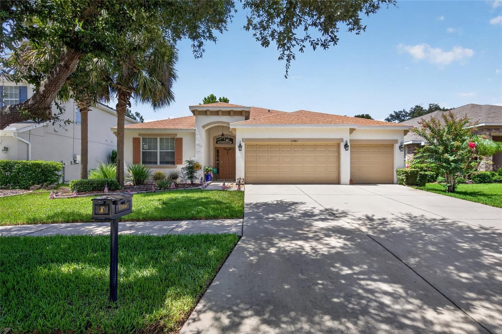 15601 Starling Water Dr photo 2