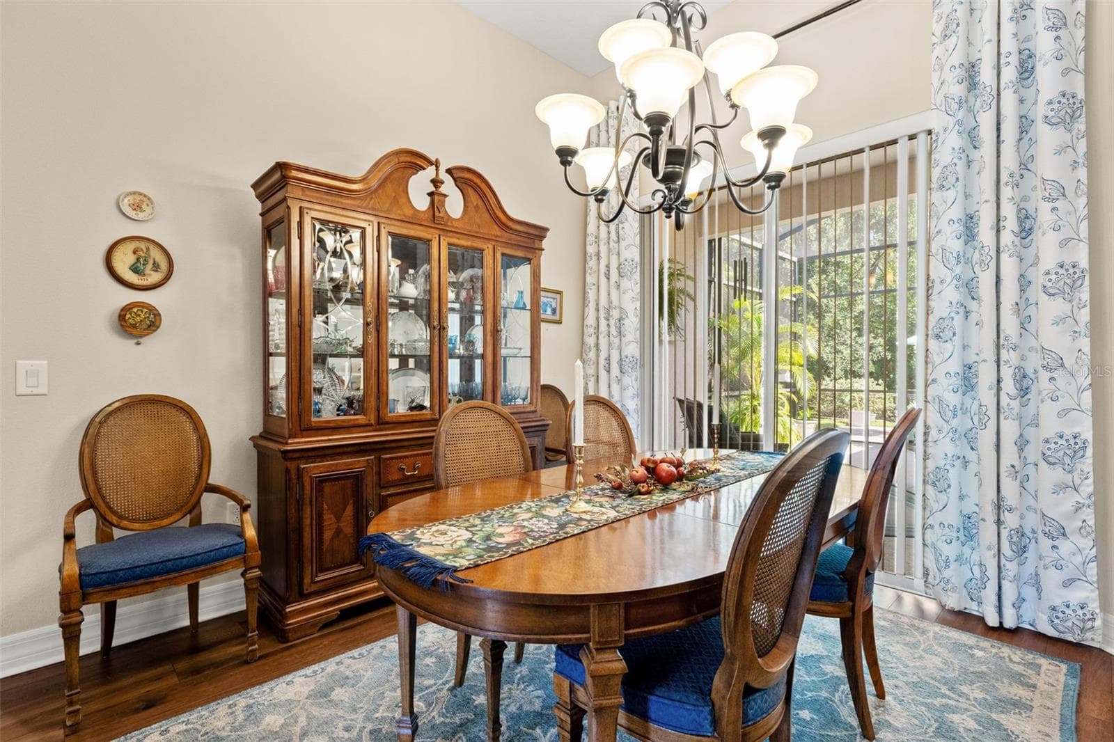 15103 Azra Dr photo 4