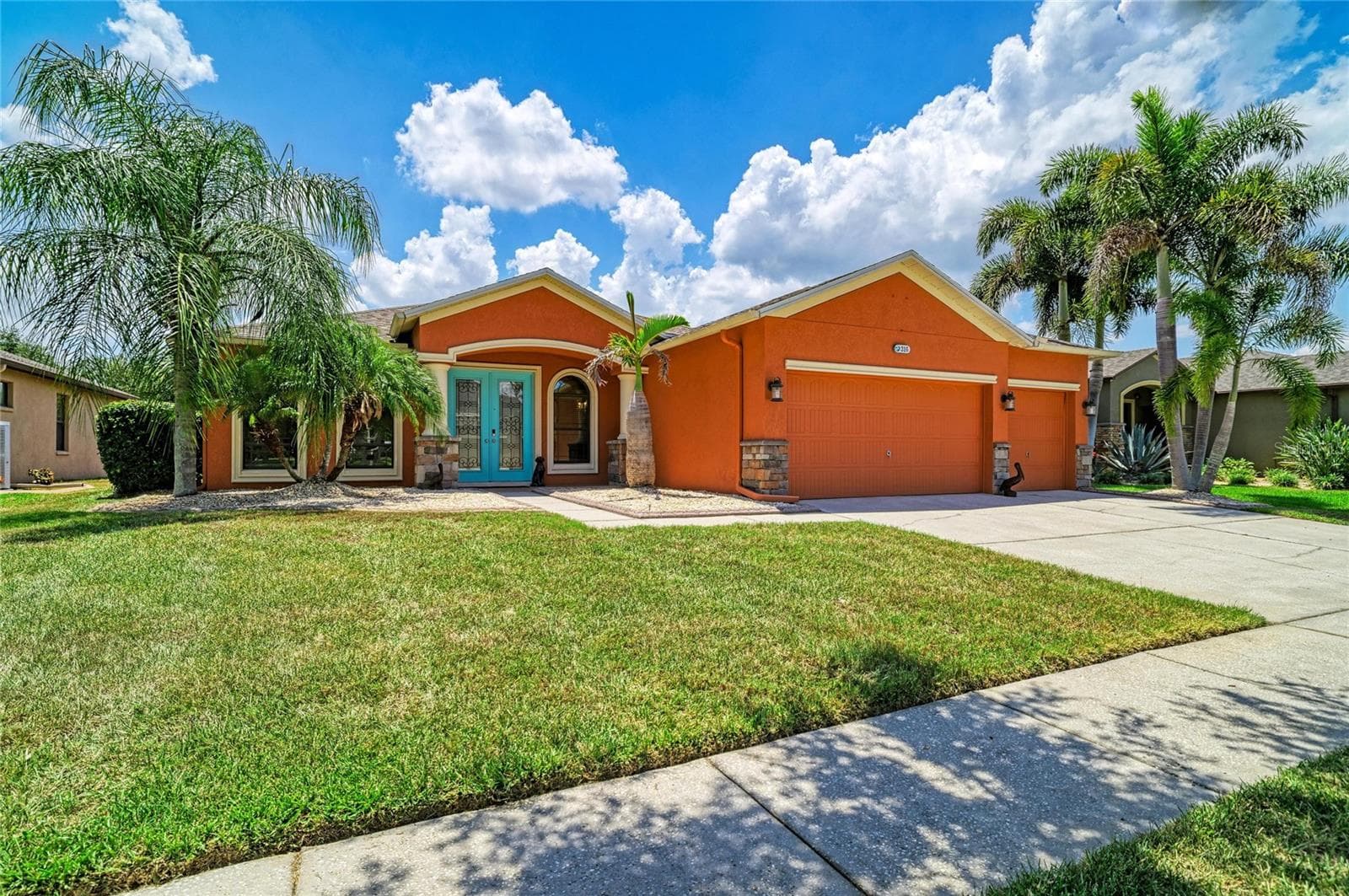 316 Star Shell Dr photo 3