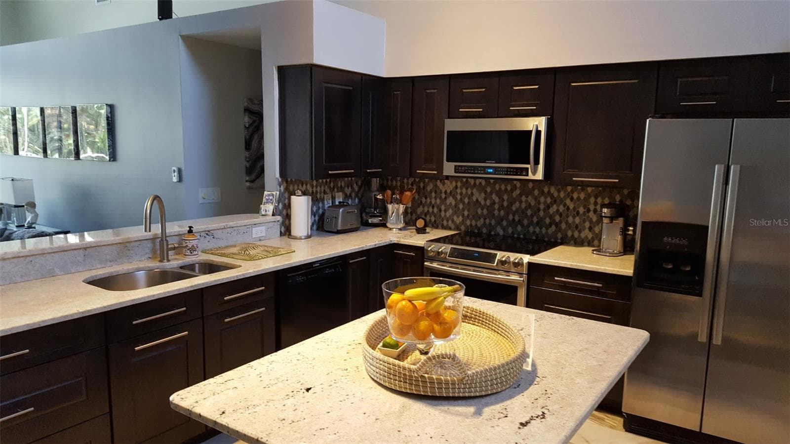 15211 Arbor Hollow Dr photo 5