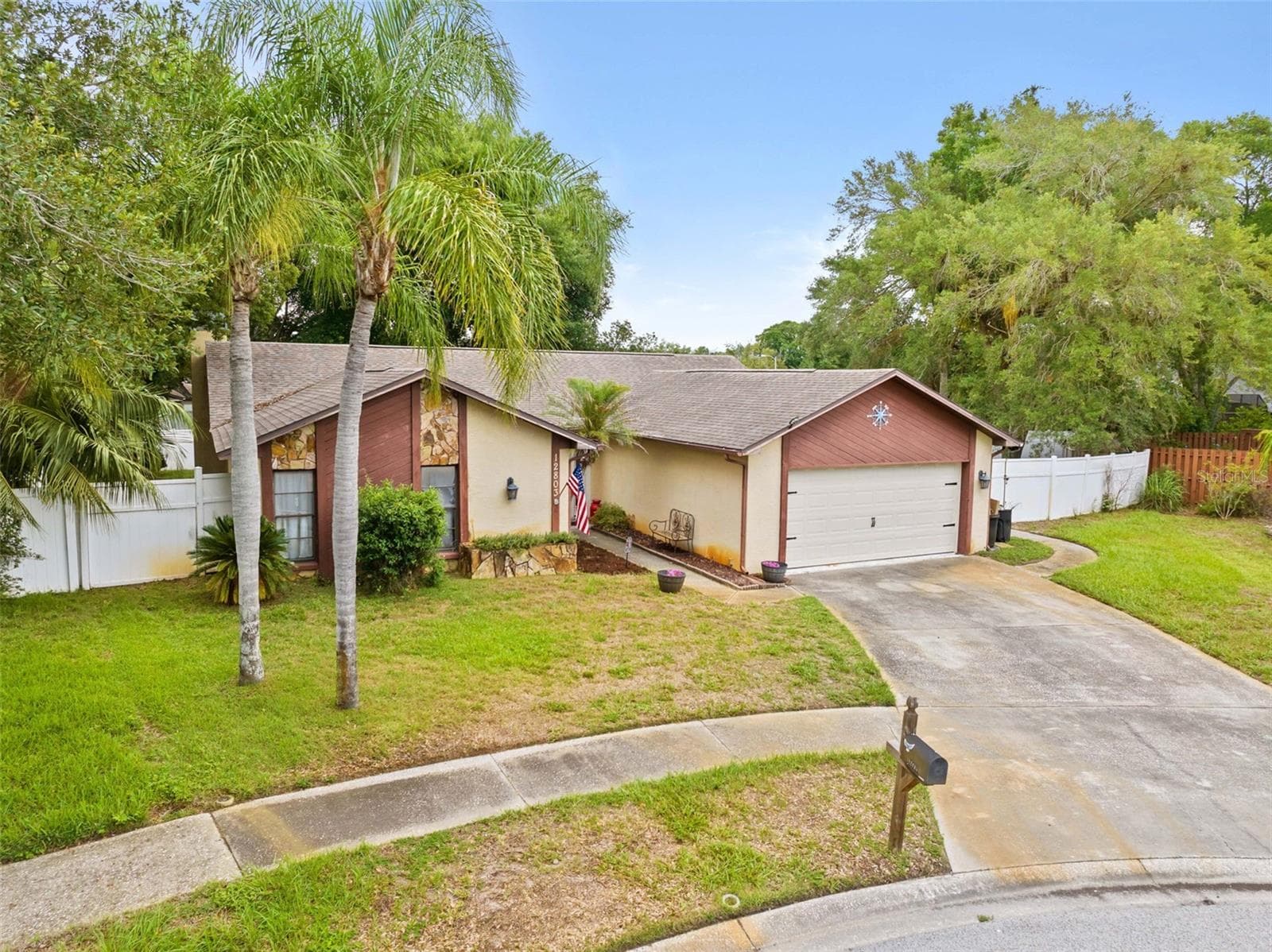 12803 Red Maple CT photo 2
