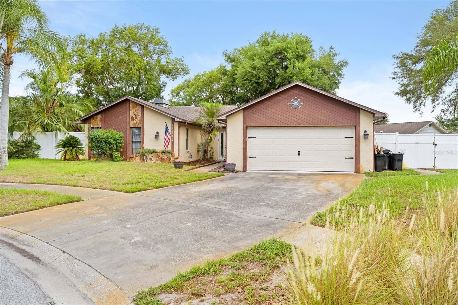 12803 Red Maple CT photo 3
