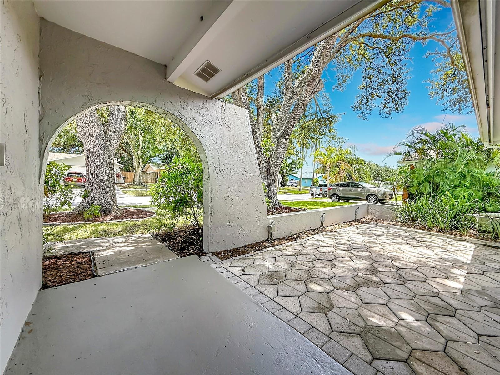 1405 Overcash Dr photo 3
