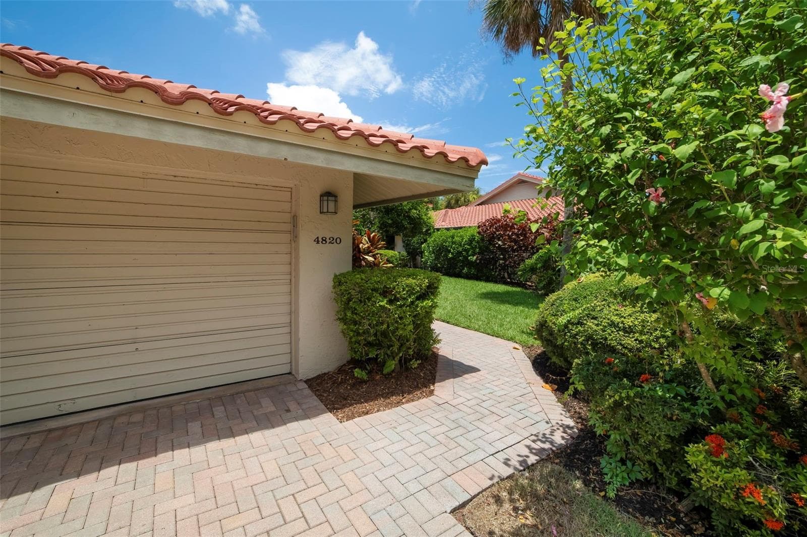 4820 Kestral Park Cir #18 photo 2