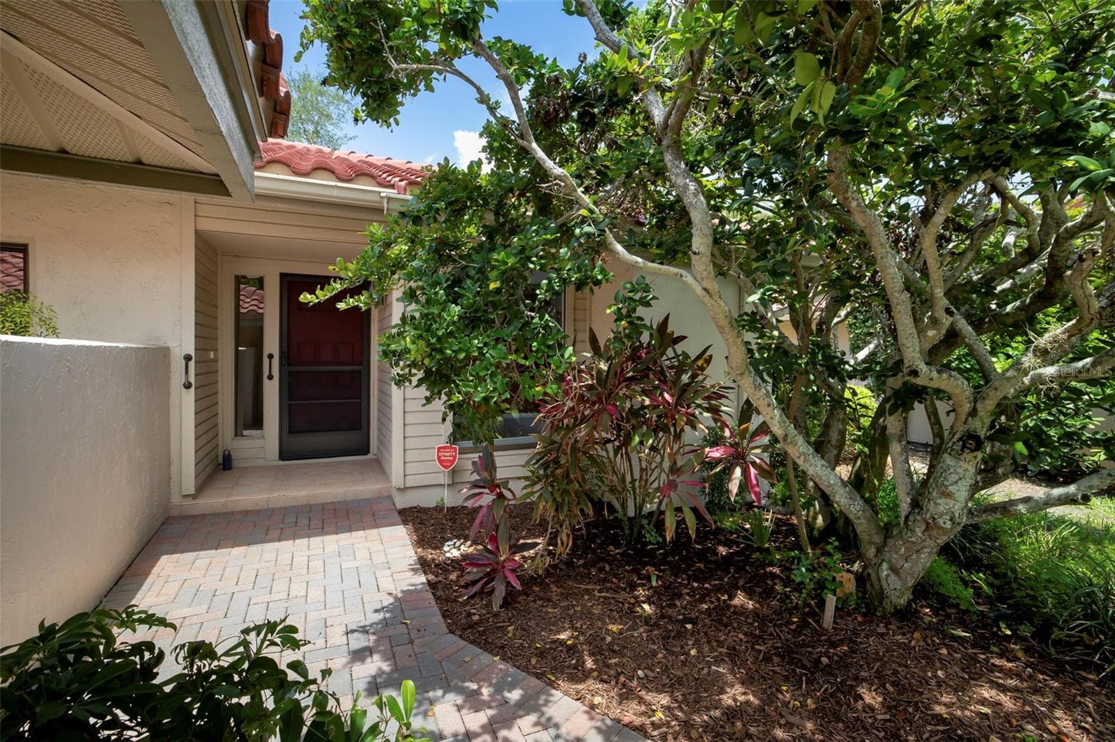 4820 Kestral Park Cir #18 photo 3